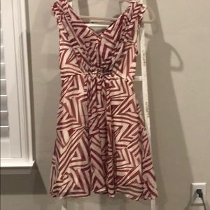 V-neck geometric midi dress